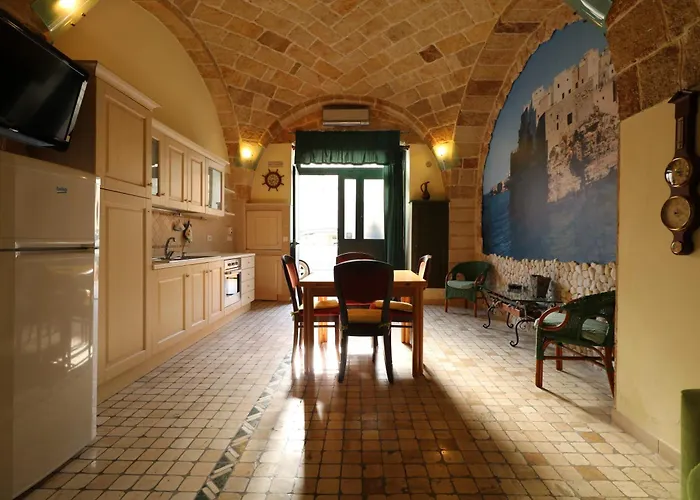 Mulberry House
